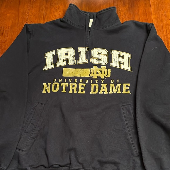 Champion Other - Champion Notre Dame Irish sweatshirt with collar and front pockets size Medium